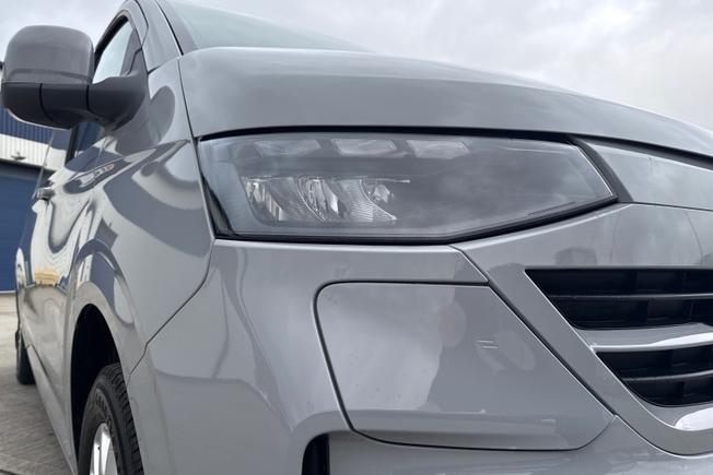 Volkswagen E-Transporter Photo 19