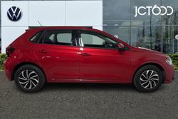 VOLKSWAGEN Polo Photo 4