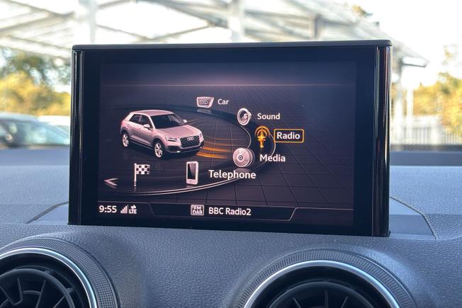 AUDI Q2 Photo 13