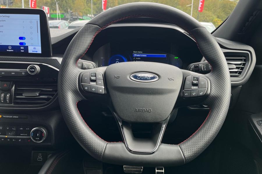 Ford Kuga Photo autoimg-203815fe179f9aa73494f64e811efdda5ca0e615.jpg