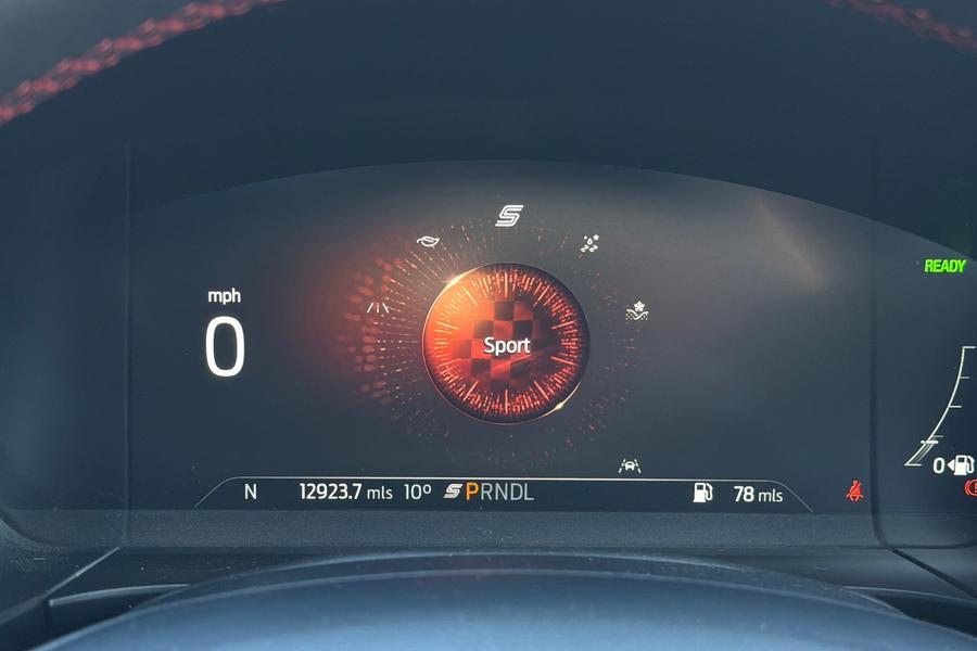 Ford KUGA Photo autoimg-20384cfaf91b78a91b9bbea3ef0edeed109d5bad.jpg