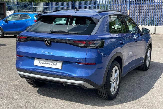 VOLKSWAGEN T-Roc Photo 45