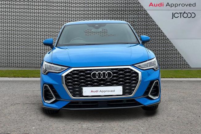 Audi Q3 Photo 8