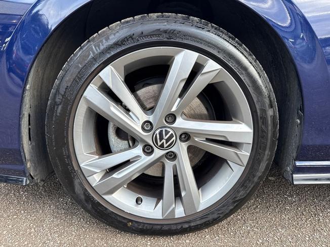 VOLKSWAGEN Golf Photo 35