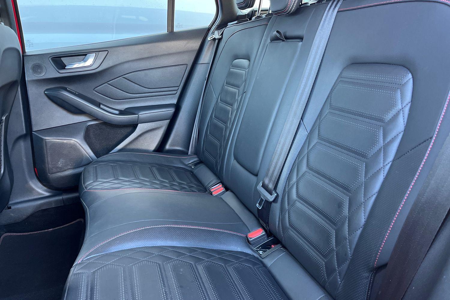 Ford FOCUS Photo 19