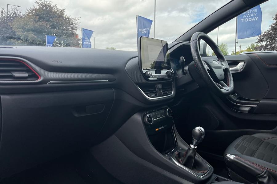 Ford PUMA Photo autoimg-20413bd82b951809aa5df3026026693902056deb.jpg