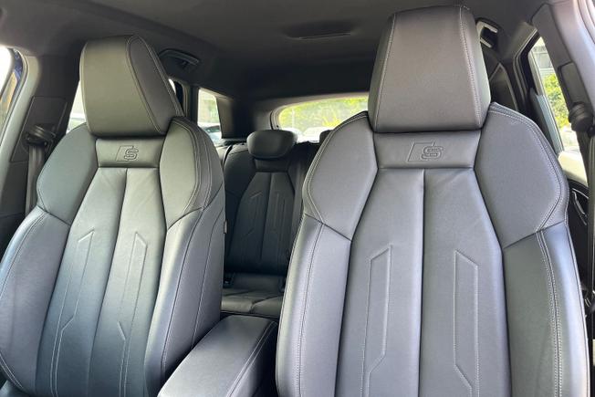 Audi Q4 E-Tron Photo 21