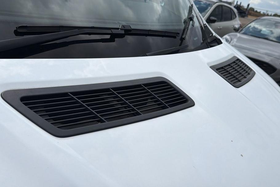 Used Ford TRANSIT HV22SYA 24