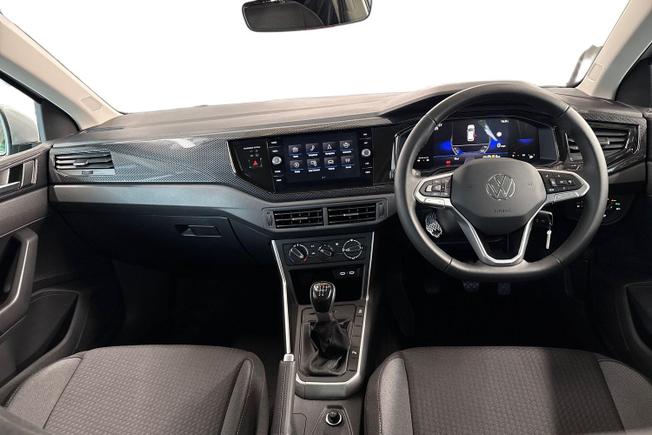 VOLKSWAGEN Polo Photo 10