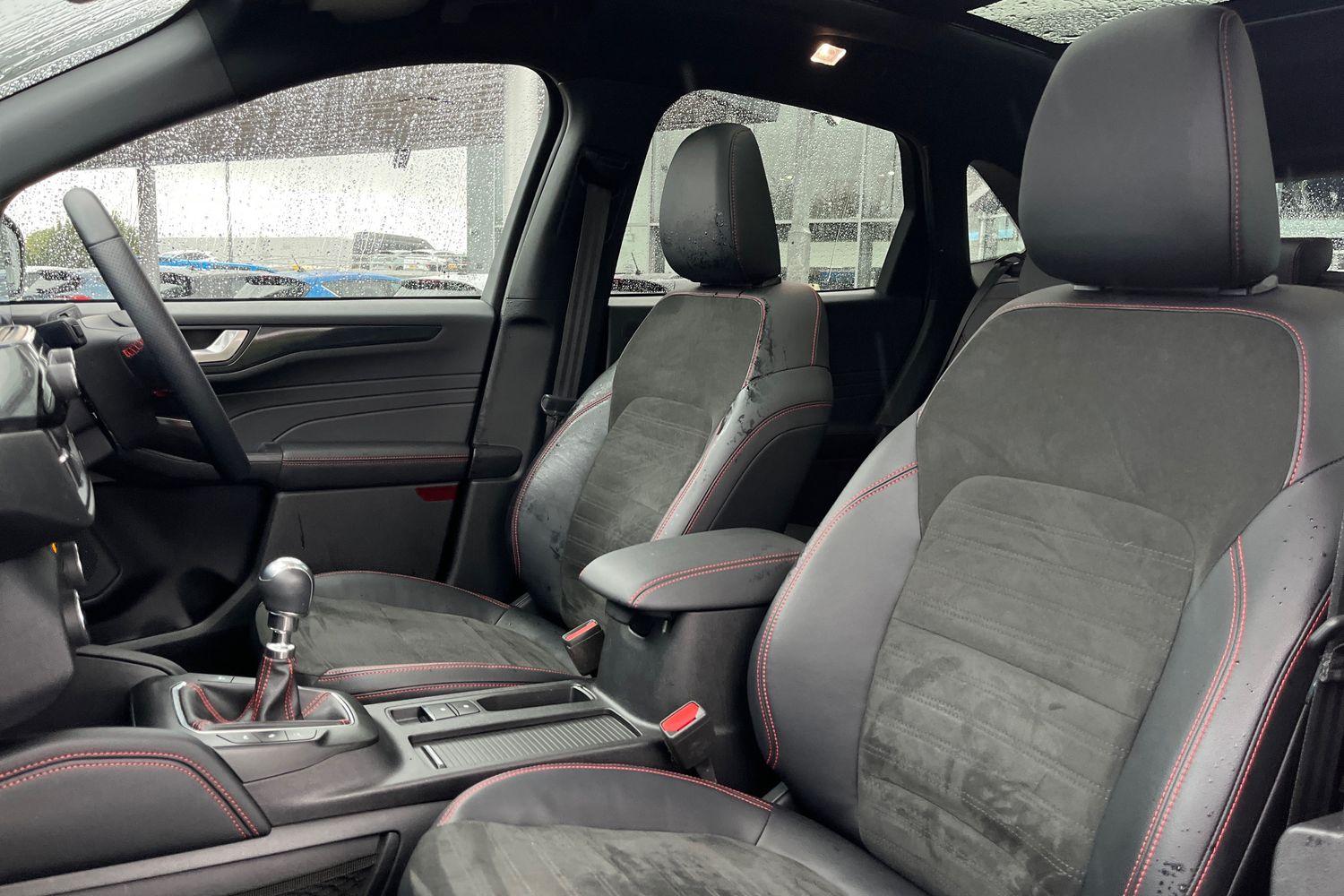Ford KUGA Photo 18