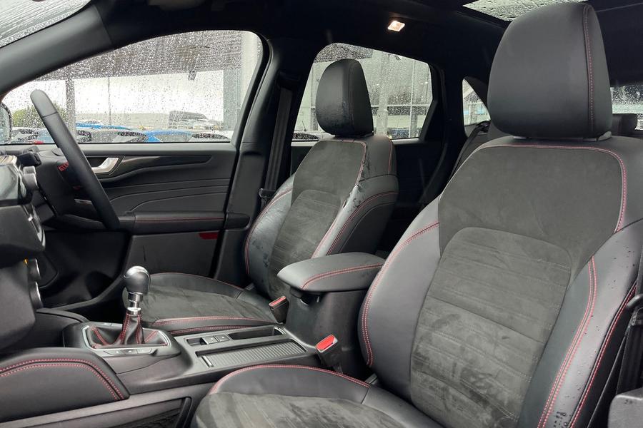 Ford KUGA Photo autoimg-2048c266338394595b92969025dd93903e7cb287.jpg