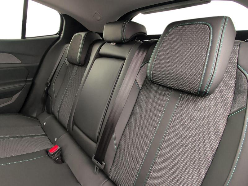 Used Peugeot 408 NU26YOO 17