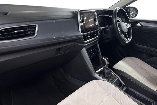VOLKSWAGEN T-Roc Photo 2