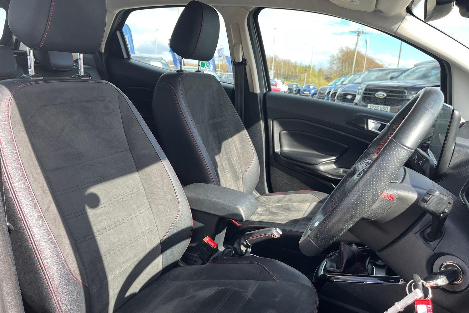 Ford ECOSPORT Photo 16