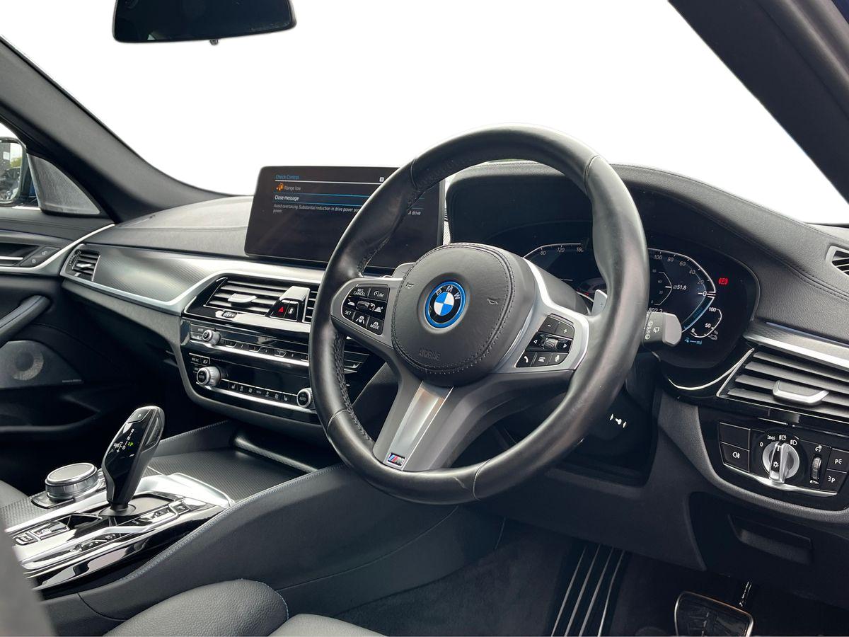 BMW 5 Series Photo 19
