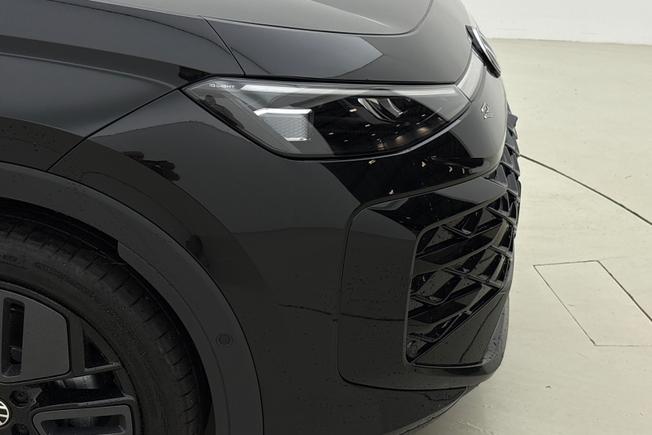 VOLKSWAGEN  T-Roc Photo 19