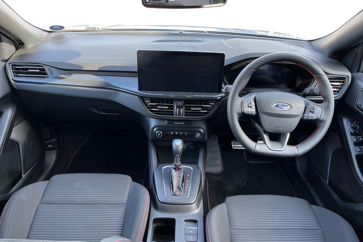 Ford Focus Photo 9