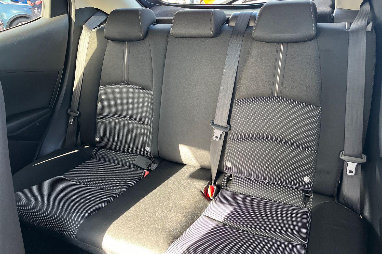 Mazda 2 Photo 19