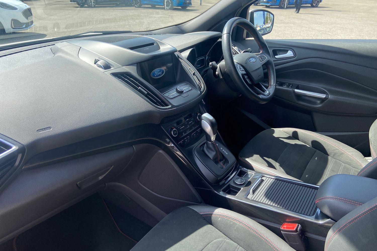 Ford Kuga Photo 17