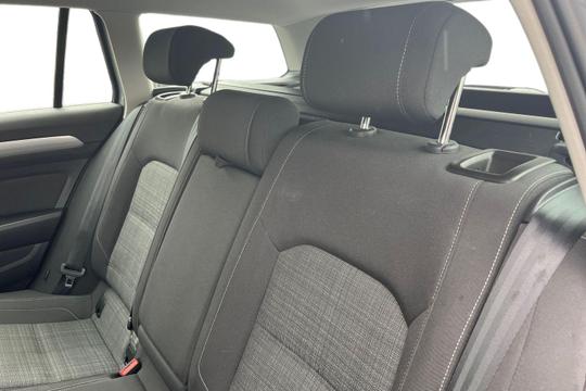 Volkswagen Passat Photo autoimg-2056fcb161c4dbe35425b2b146e619a87517e12b.jpg