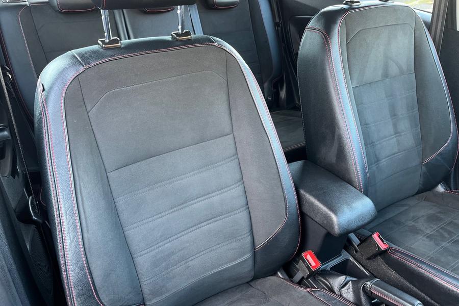 Ford ECOSPORT Photo autoimg-205b901ec3a33bcf933a11960b1cdd4e0507930e.jpg