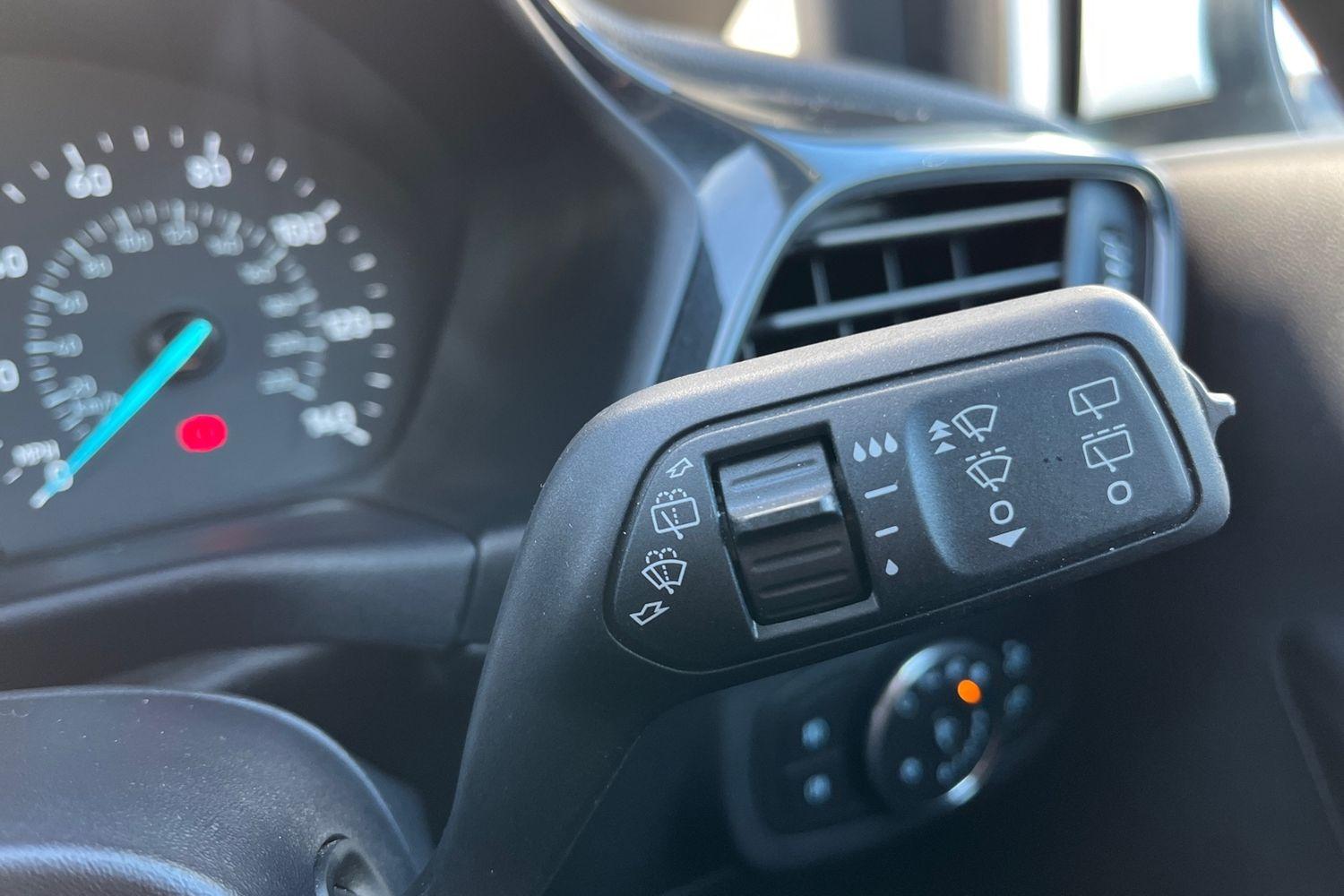 Ford Fiesta Photo 14