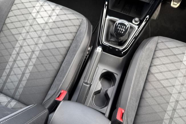 VOLKSWAGEN T-Cross Photo 24