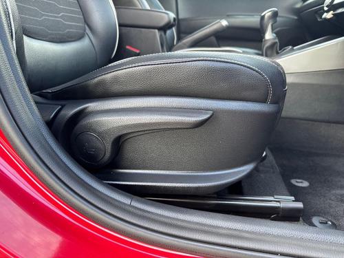 Kia STONIC Photo autoimg-206d26746aced06bc33c26306e189350f041ffe2.jpg