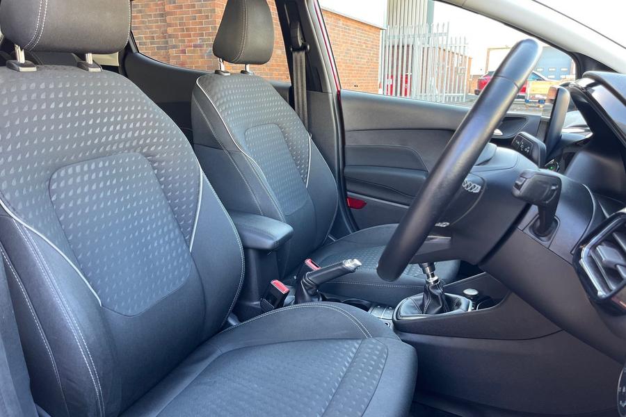 Ford Fiesta Photo autoimg-206edb70eae8c9e1cb8bde557ea2db0ac8b3cd98.jpg