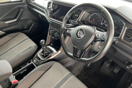 Volkswagen T-roc Photo autoimg-206ff9743444ad9e6438ba79a9ae68afca5a45ec.jpg