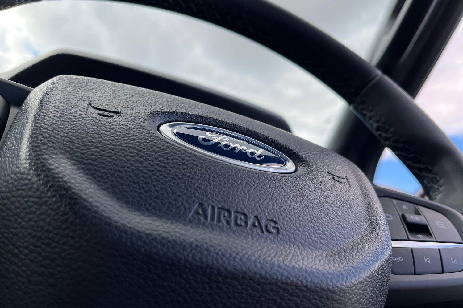 Ford RANGER Photo 38