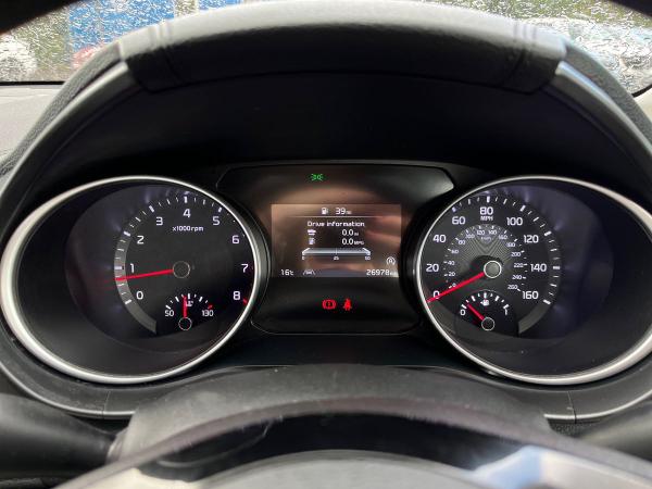 Kia Ceed Photo autoimg-2073b95a1e24daa33d4decdaf8413c2569d5d6fb.jpg