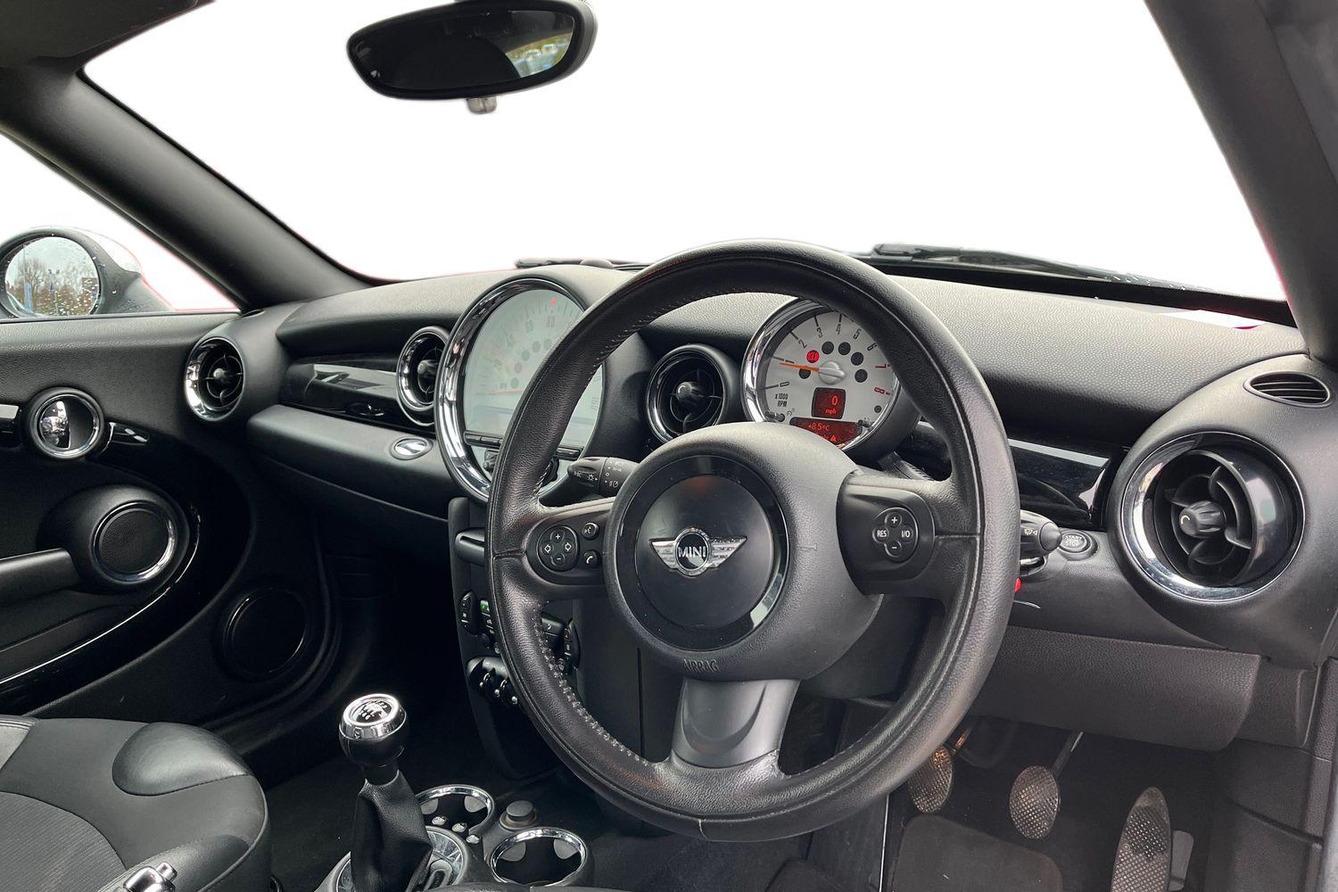 MINI COUPE Photo 8