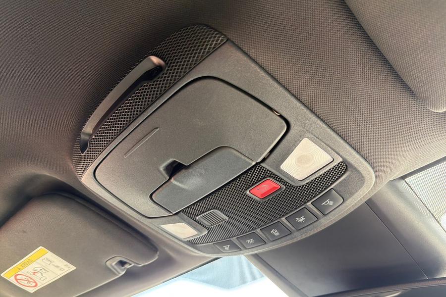 Ford S-MAX Photo autoimg-207c5d9a7234a4024633d922eaabaf7bef00cab0.jpg