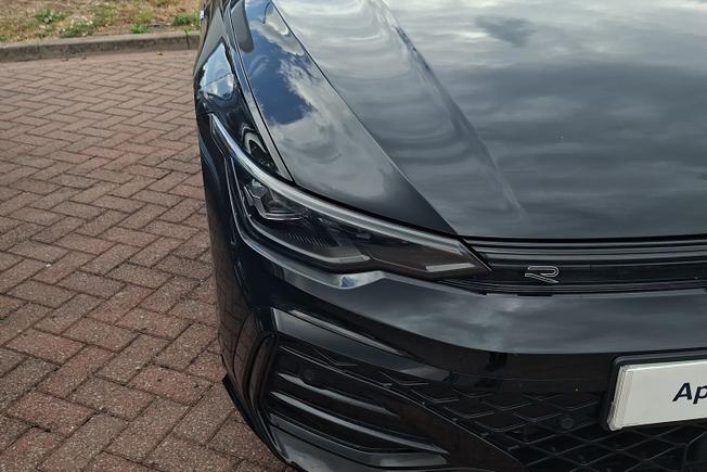 Volkswagen Golf Photo 19