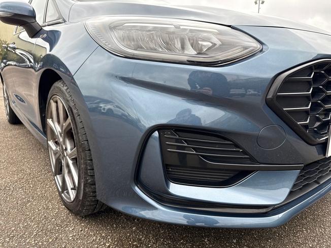 FORD Fiesta Photo 19
