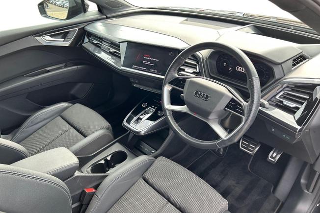 Audi Q4 E-Tron Photo 6