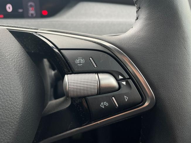 ŠKODA Enyaq Photo 17