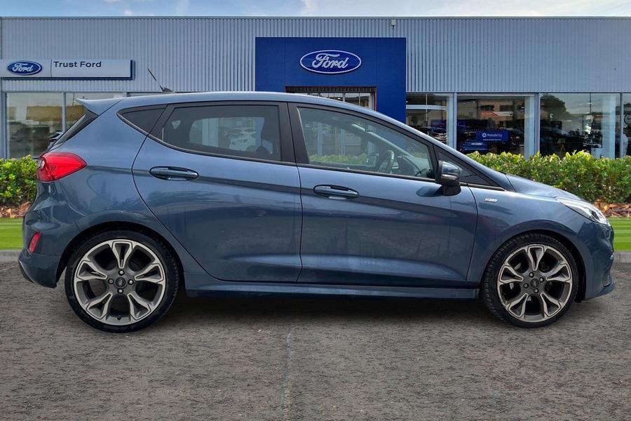 Ford FIESTA Photo autoimg-209c629f287bf97ae1e91c079754dfd9e26d7980.jpg