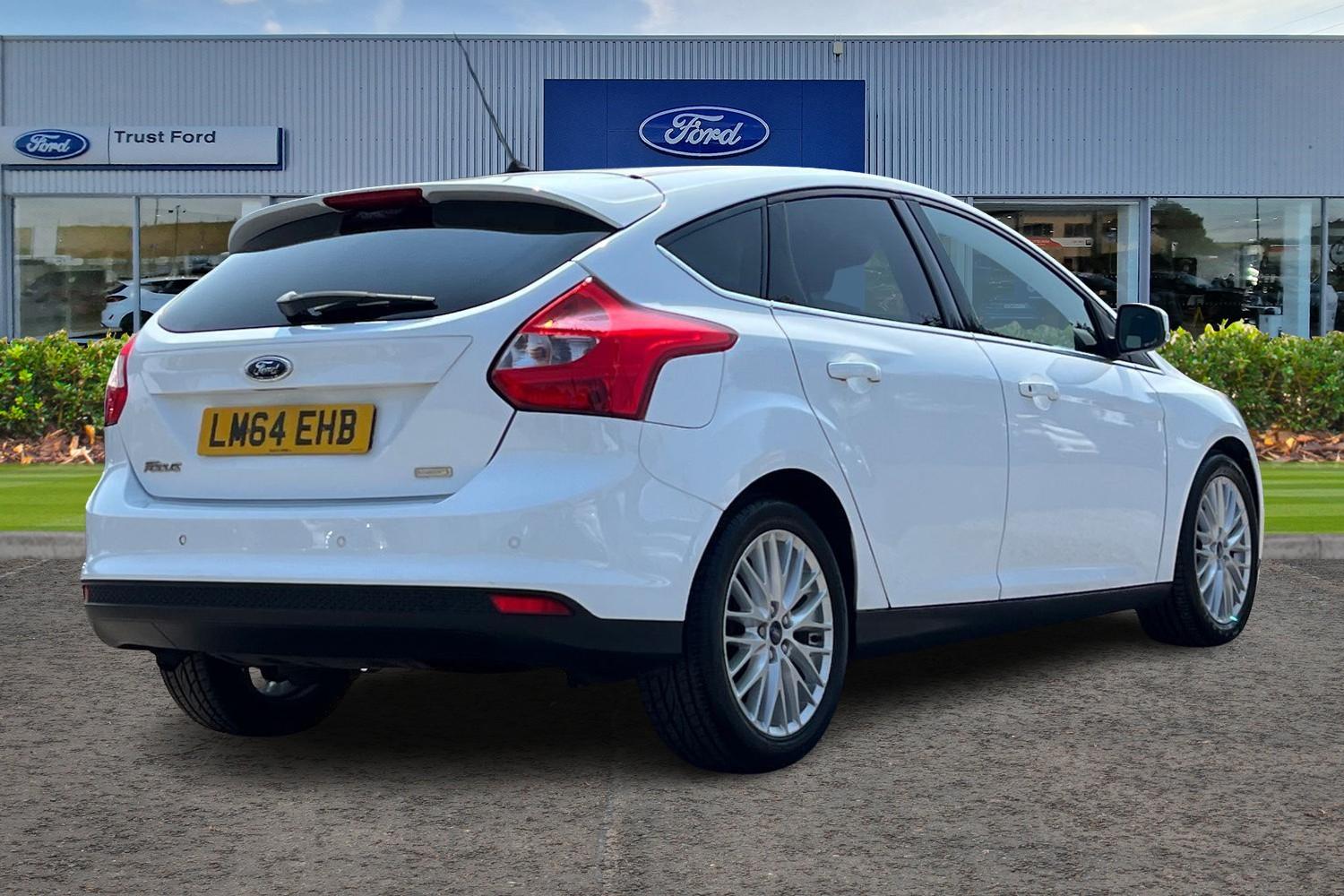 Ford Focus Photo 3