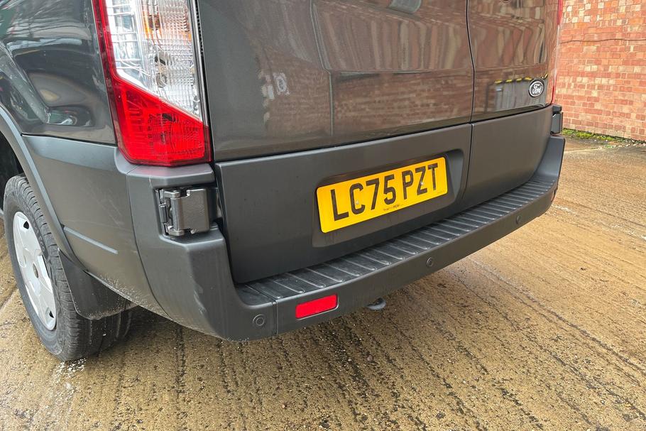Used Ford E-TRANSIT LC75PZT 18
