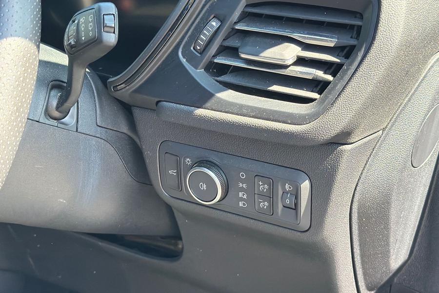 Ford KUGA Photo autoimg-20a546410baea82c3569608982fd2421f9468c01.jpg