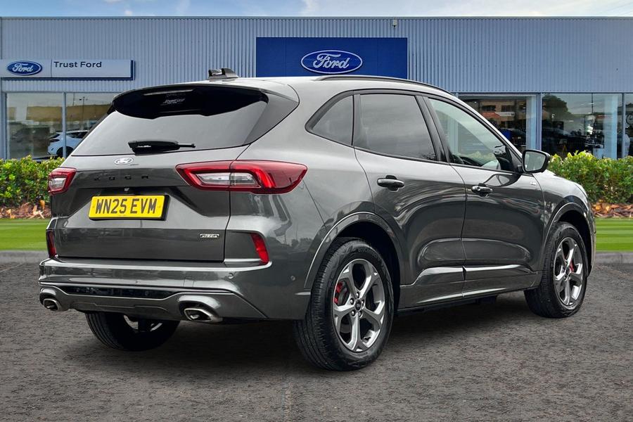 Ford Kuga Photo autoimg-20a5e027bbb7000ee05096cfb7fe11a60329d8fe.jpg