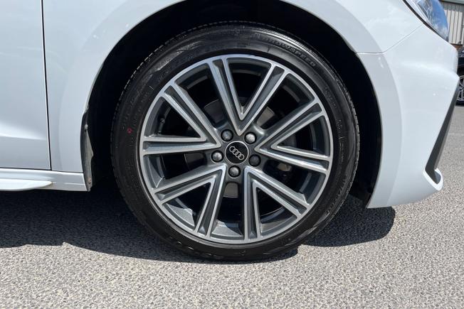 Audi A1 Photo 5