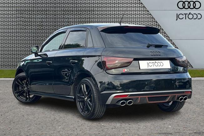 AUDI S1 Photo 3
