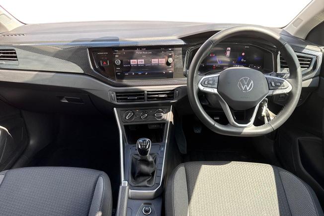 VOLKSWAGEN Polo Photo 10