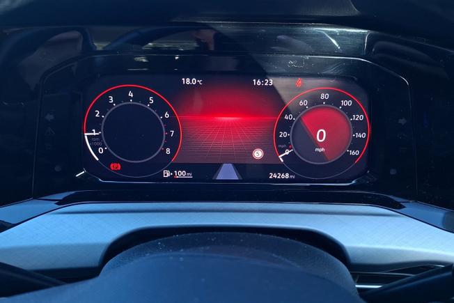 VOLKSWAGEN Golf Photo 15