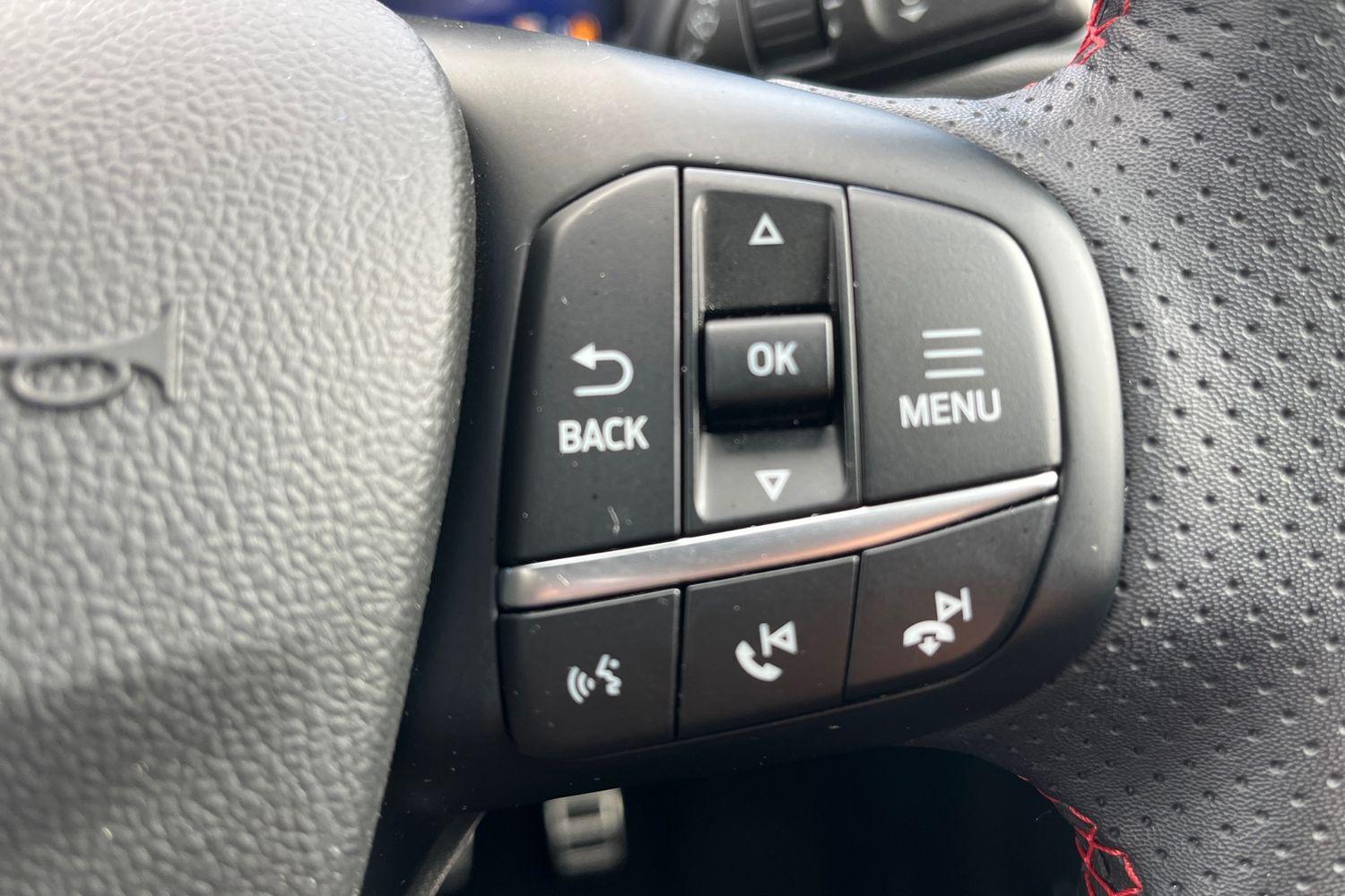 Ford KUGA Photo 23