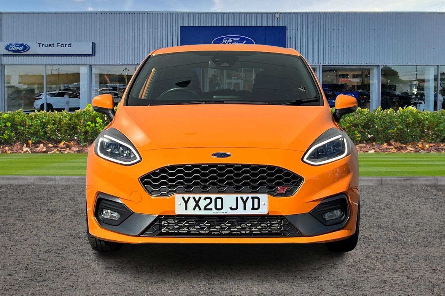 Ford FIESTA Photo 5