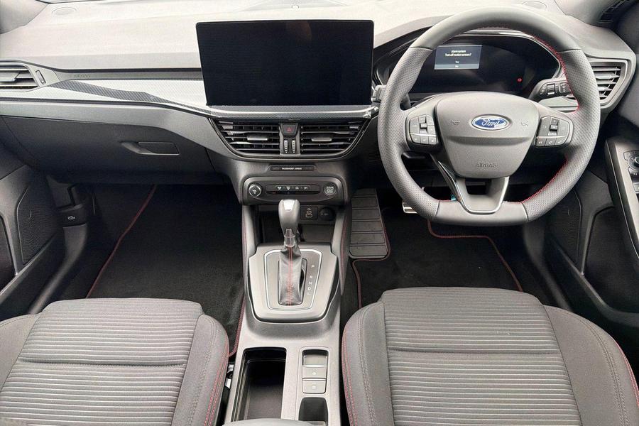 Ford FOCUS Photo autoimg-20bf0dc2c8a2ca3a3affd72aba23e36c59dca0c6.jpg